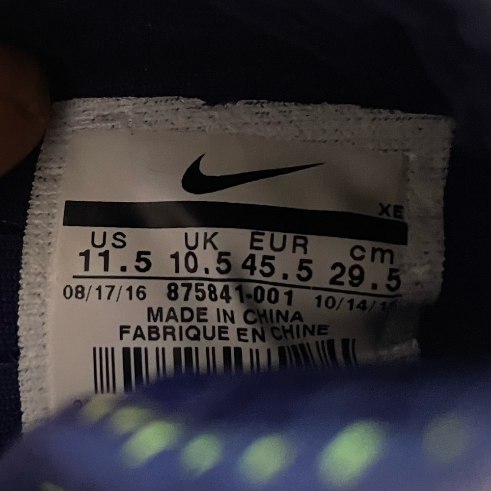 Size 11.5 - Nike Air Huarache Run Ultra SE Anthracite - Picture 7 of 7